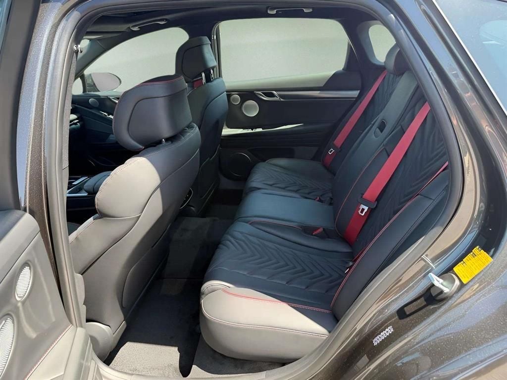 2025 GENESIS G80 Sport Prestige - Photo 12