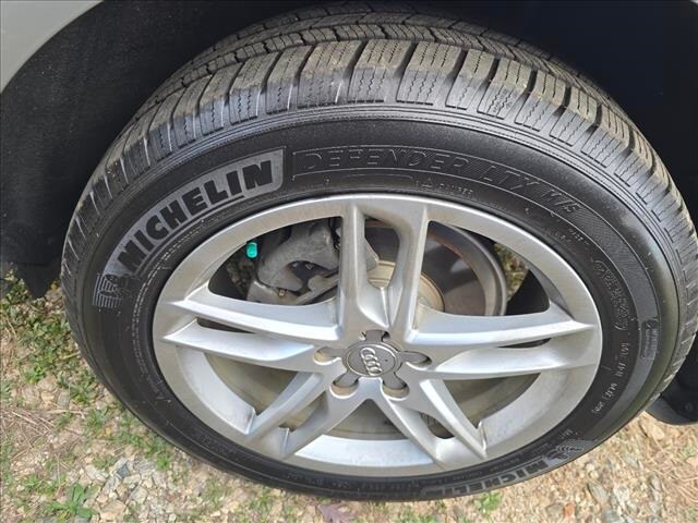 2016 Audi Q5 2.0T Premium Plus photo 4