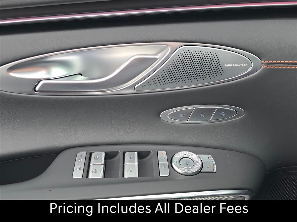 2026 GENESIS GV70 Sport Advanced - Photo 16