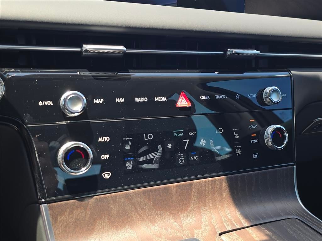 2026 GENESIS G80 Advanced - Photo 20