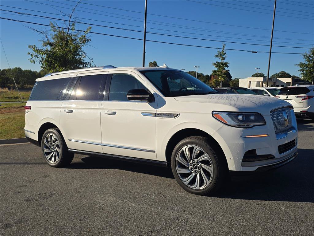 2024 Lincoln Navigator
