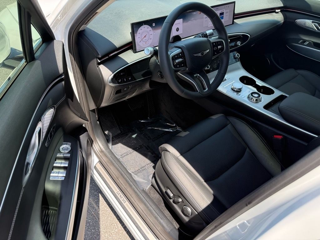 2026 GENESIS GV70 Select - Photo 9