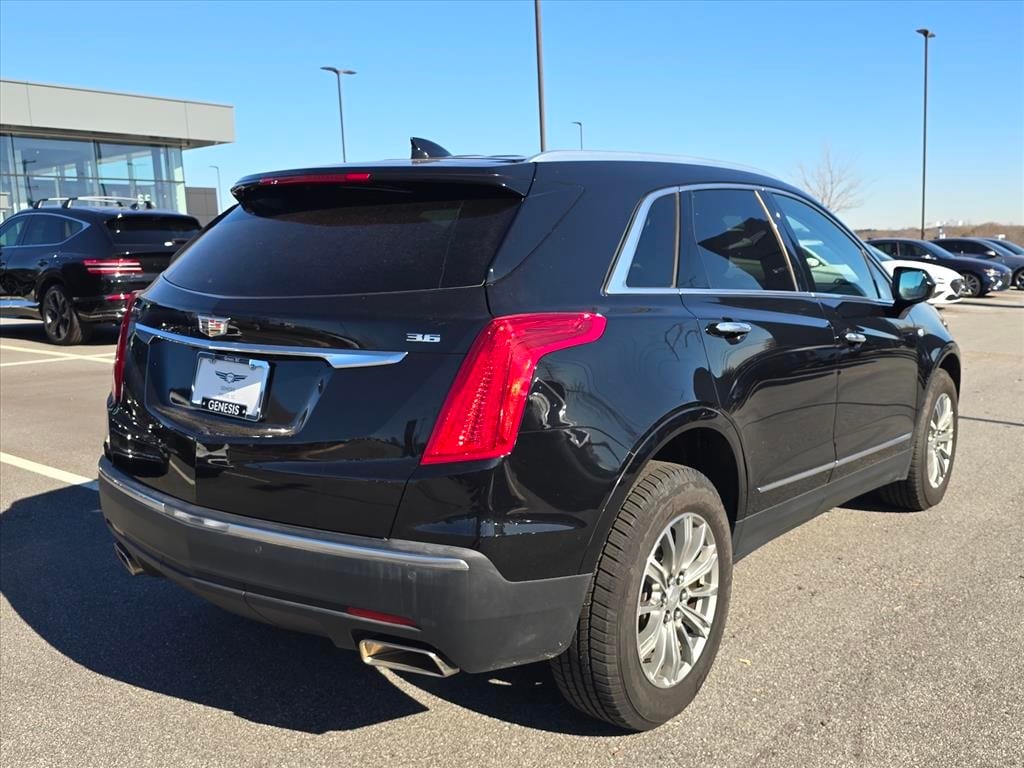 Used 2017 CADILLAC XT5 Luxury SUV