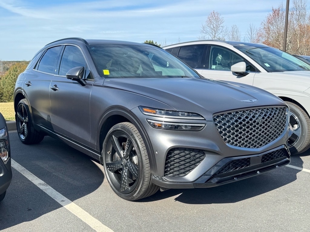 2023 GENESIS GV70 Standard