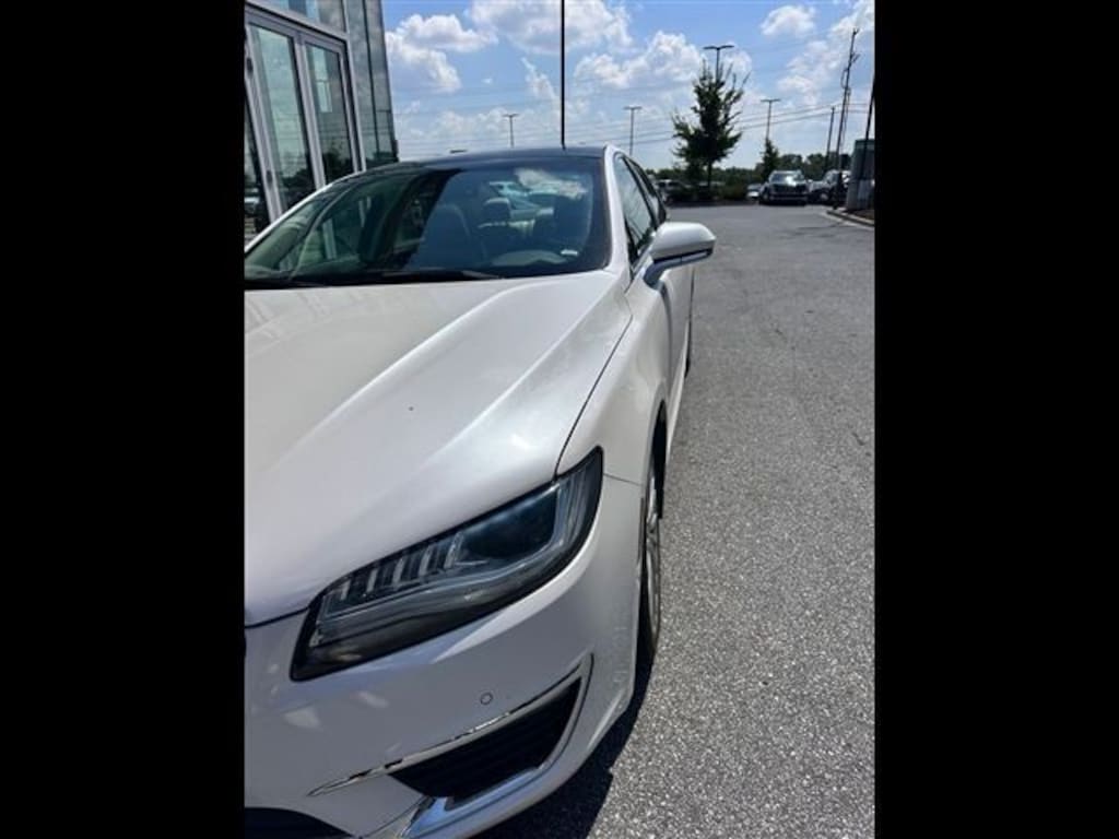 Used 2017 Lincoln MKZ Reserve Sedan