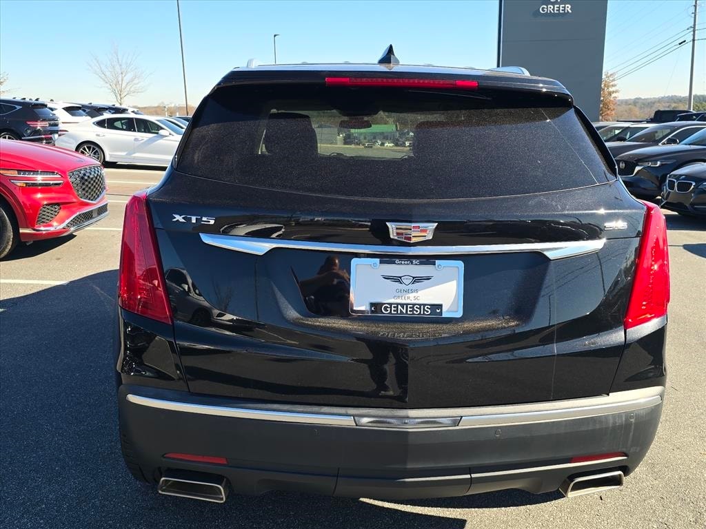 Used 2017 CADILLAC XT5 Luxury SUV