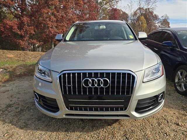 2016 Audi Q5 2.0T Premium Plus photo 2