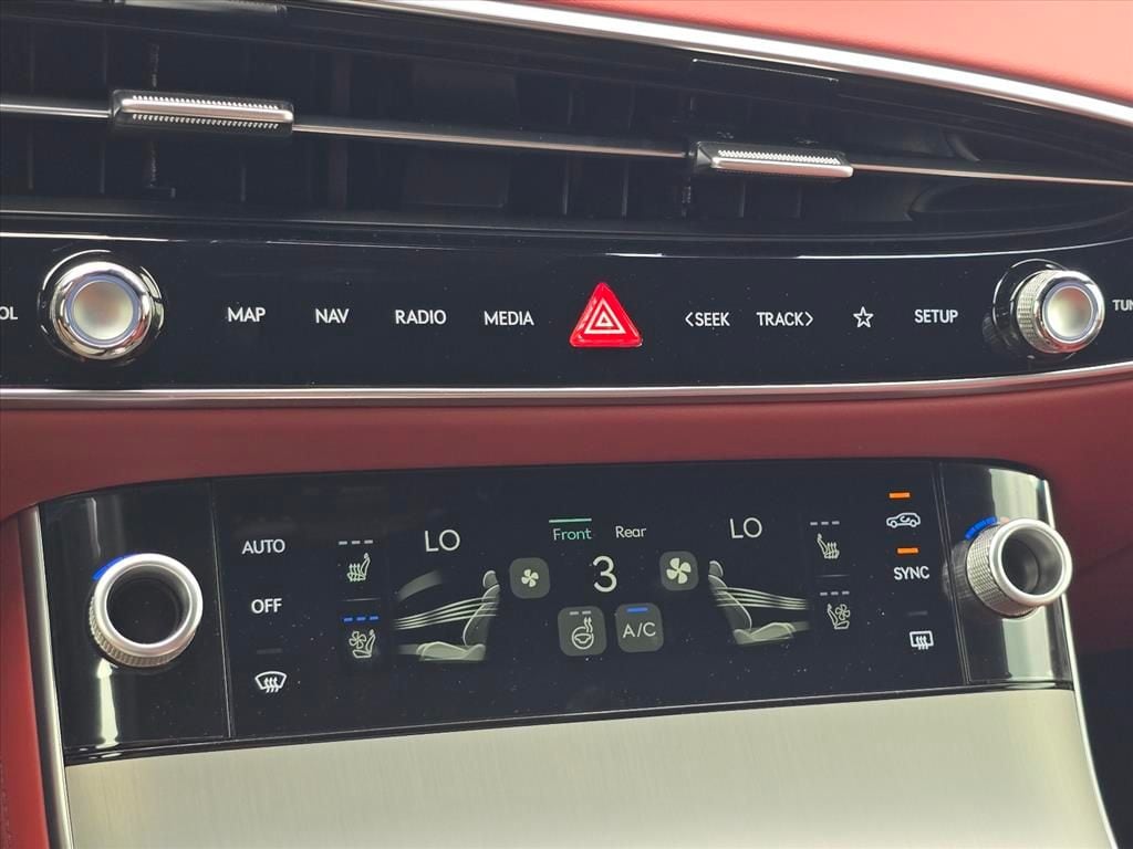 2026 GENESIS GV70 Sport Advanced - Photo 20
