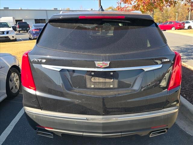 2017 Cadillac XT5 Luxury photo 3
