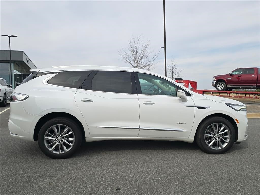 Used 2024 Buick Enclave Avenir SUV