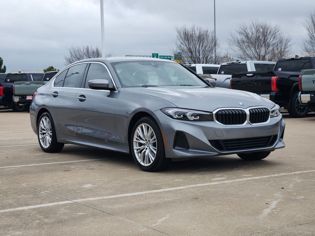 2024 BMW 3 Series 330i Sedan's photo