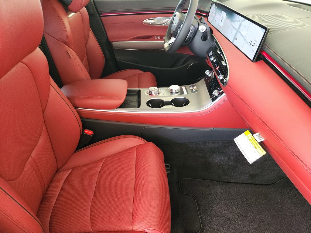 2026 GENESIS GV70 Sport Advanced - Photo 11