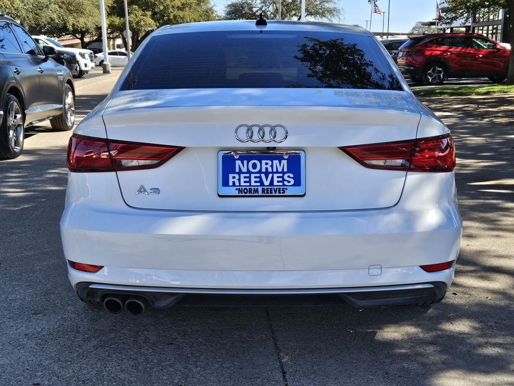 2019 Audi A3 2.0T Premium photo 3