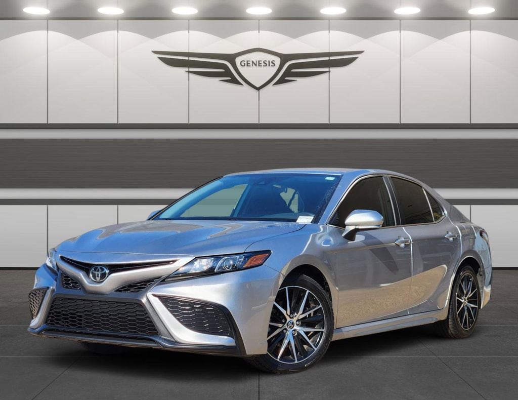 Used 2023 Toyota Camry SE Sedan