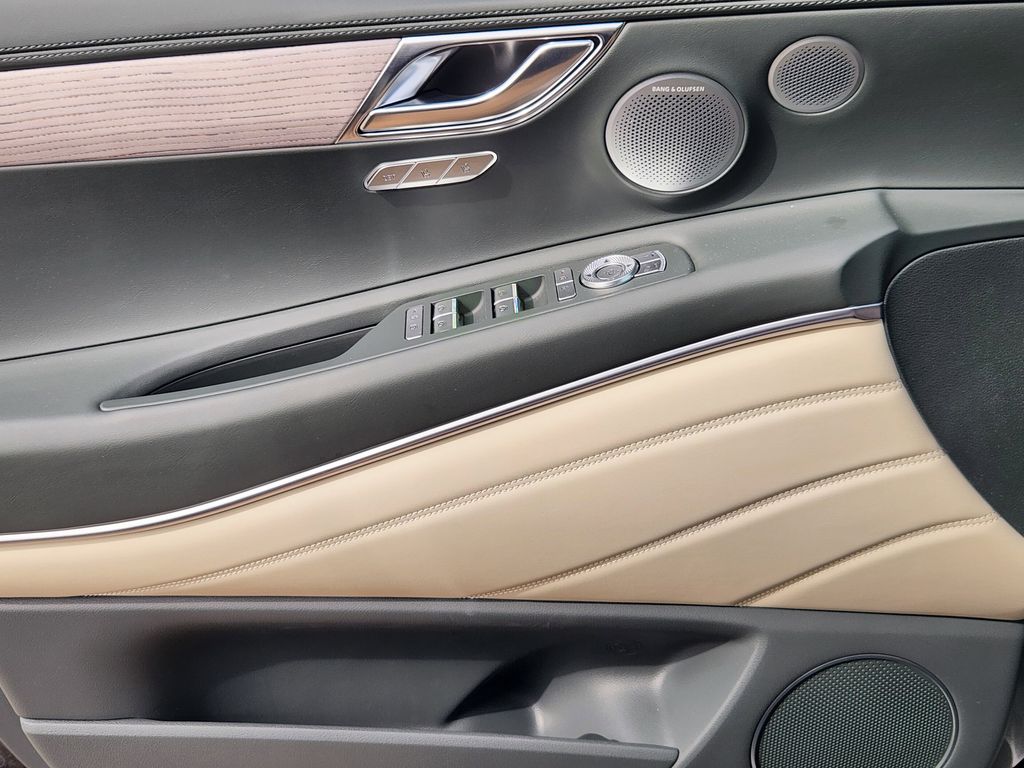 2026 GENESIS GV80 Advanced - Photo 16