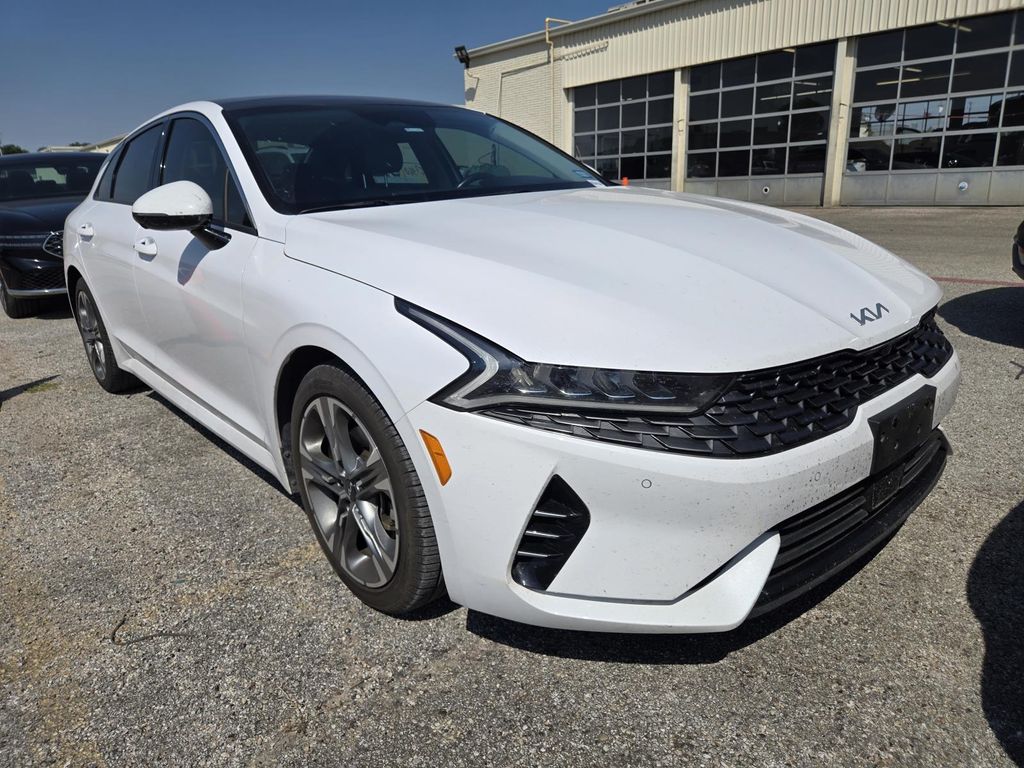 2024 Kia K5 EX photo 4