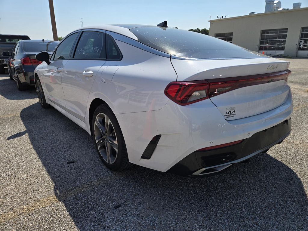 2024 Kia K5 EX photo 2