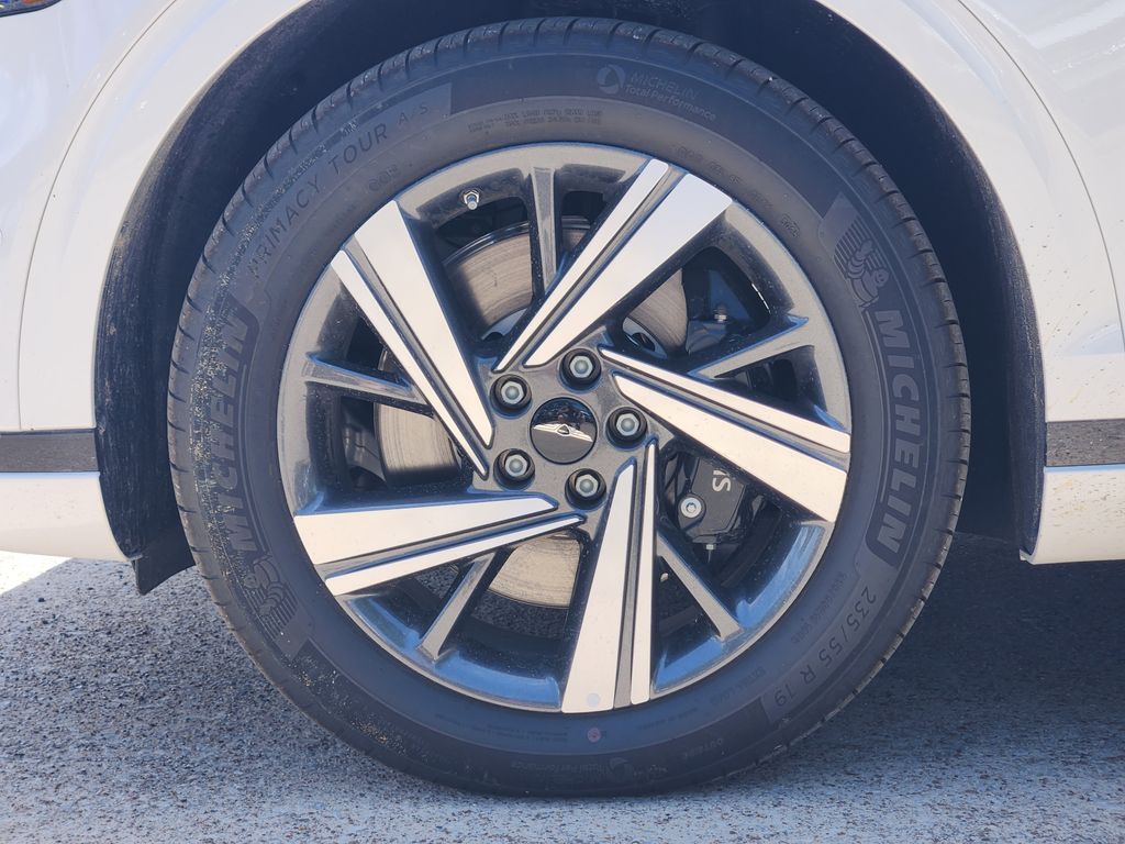 2026 GENESIS GV70 Sport Advanced - Photo 9