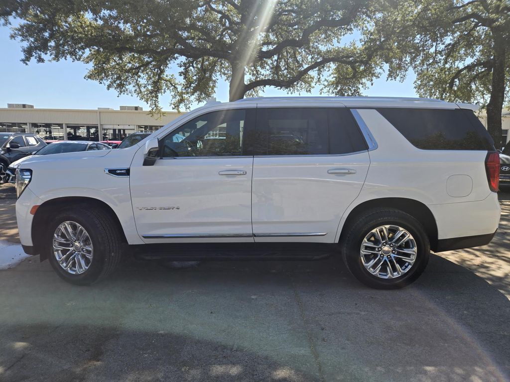 2021 Gmc Yukon SLT photo 2