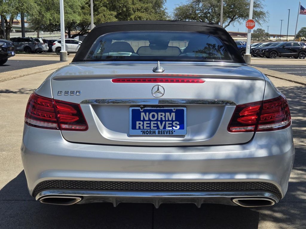 2016 Mercedes Benz E 550 photo 4