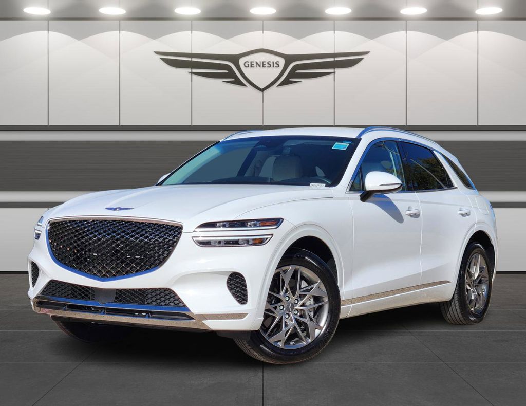 2025 GENESIS GV70 Standard's photo