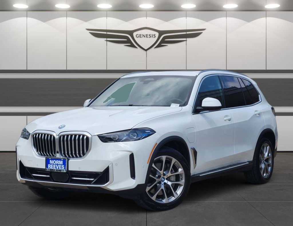 2025 BMW X5 xDrive50e's photo