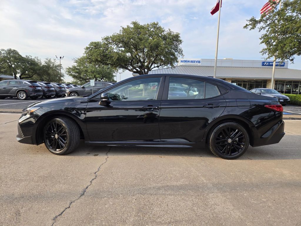 2025 Toyota Camry LE photo 2