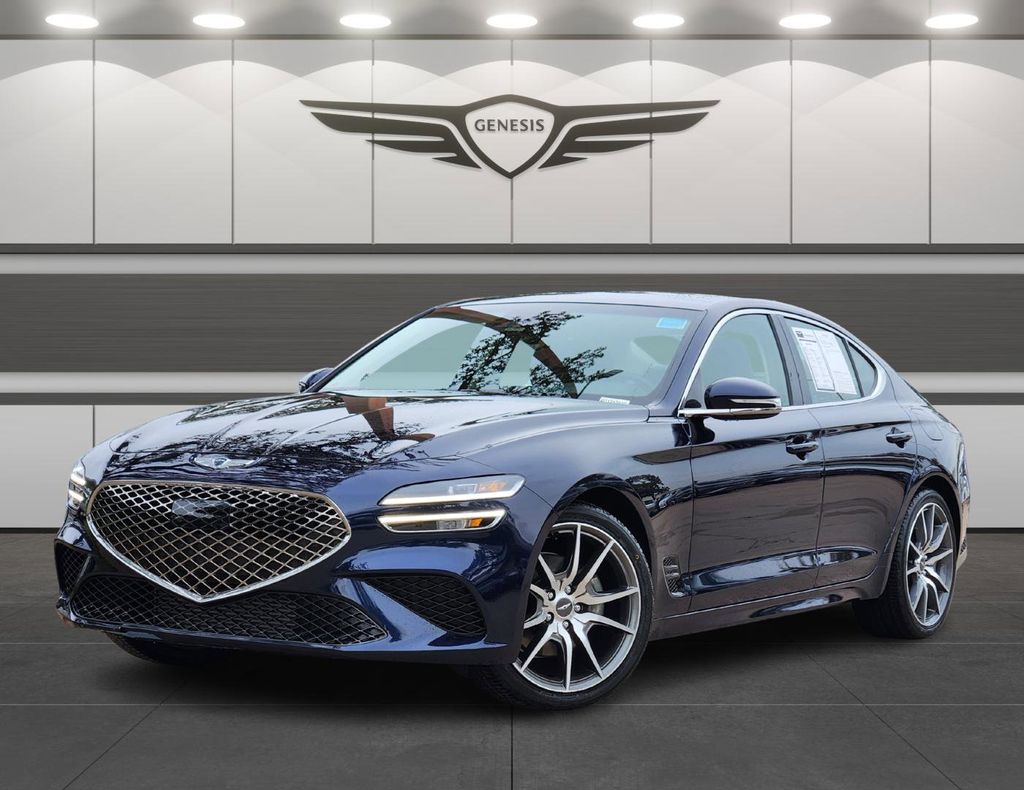 2023 GENESIS G70 Standard's photo