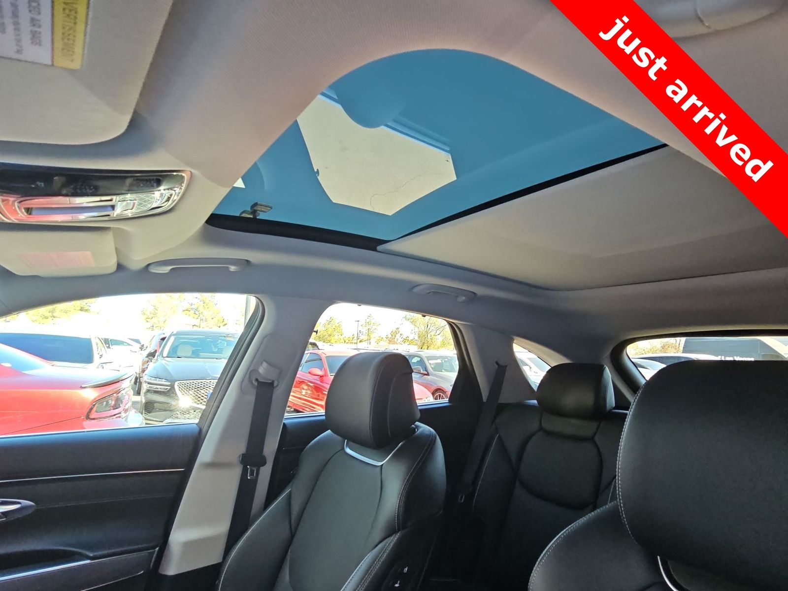 Thumbnail: 2023 Genesis GV70 - 29