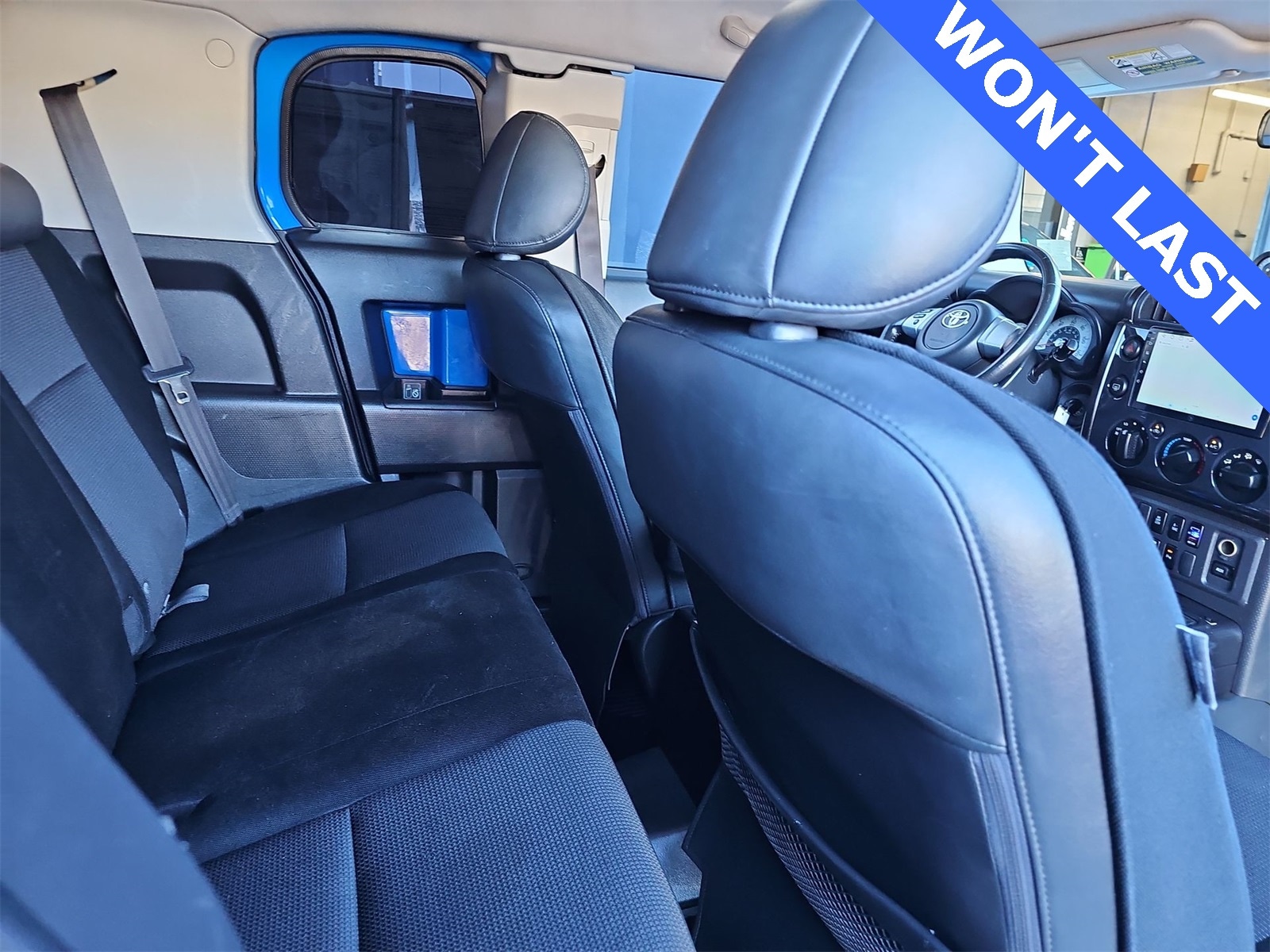 Thumbnail: 2007 Toyota FJ Cruiser - 16