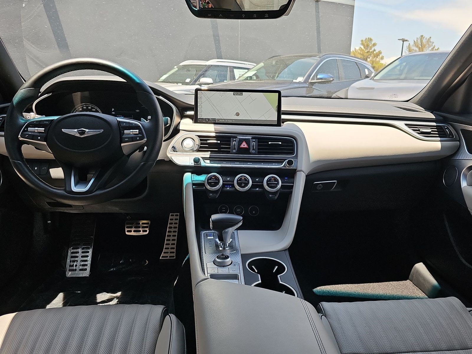 Thumbnail: 2022 Genesis G70 - 15
