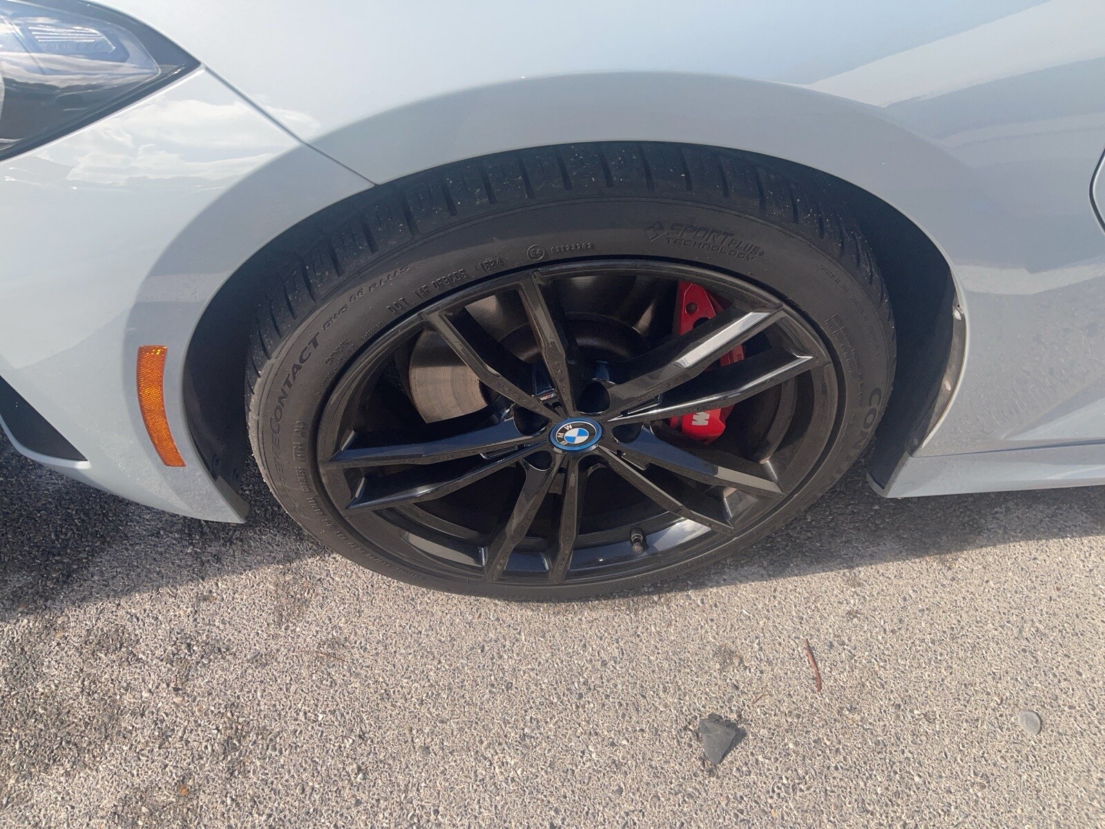 2023 Bmw 330e 3-Series photo 2