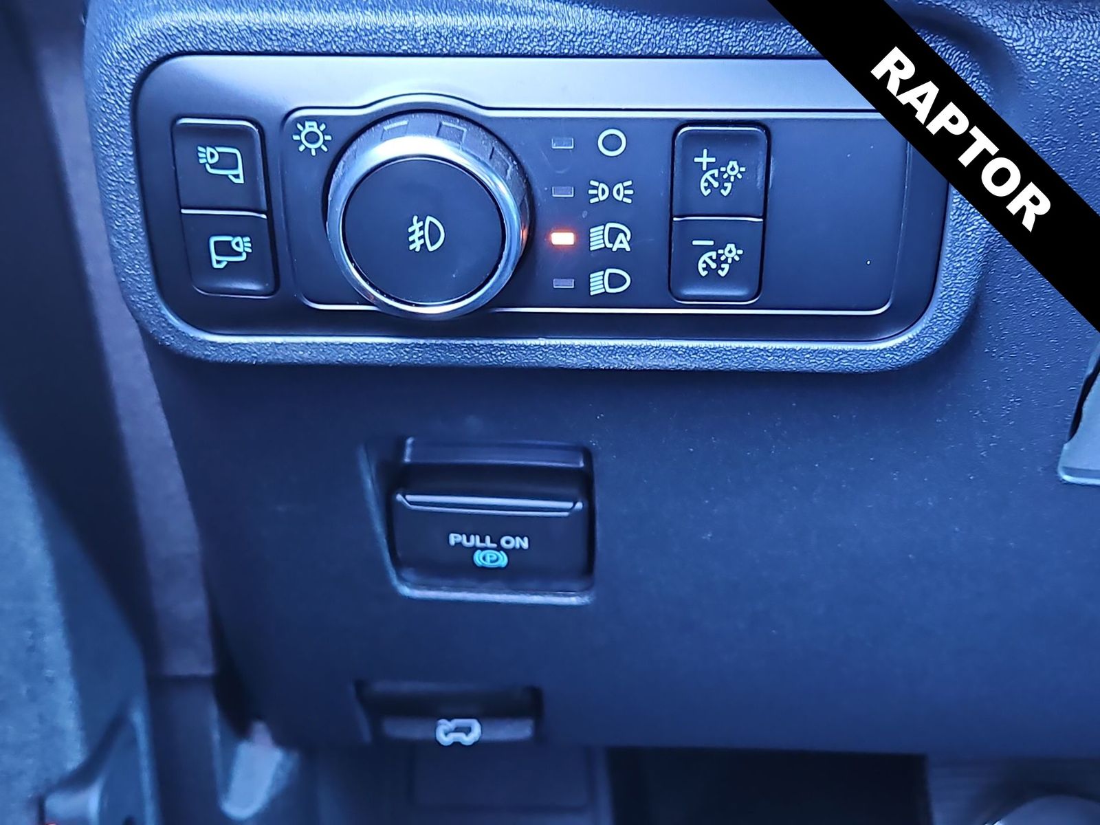 Thumbnail: 2024 Ford Bronco - 29