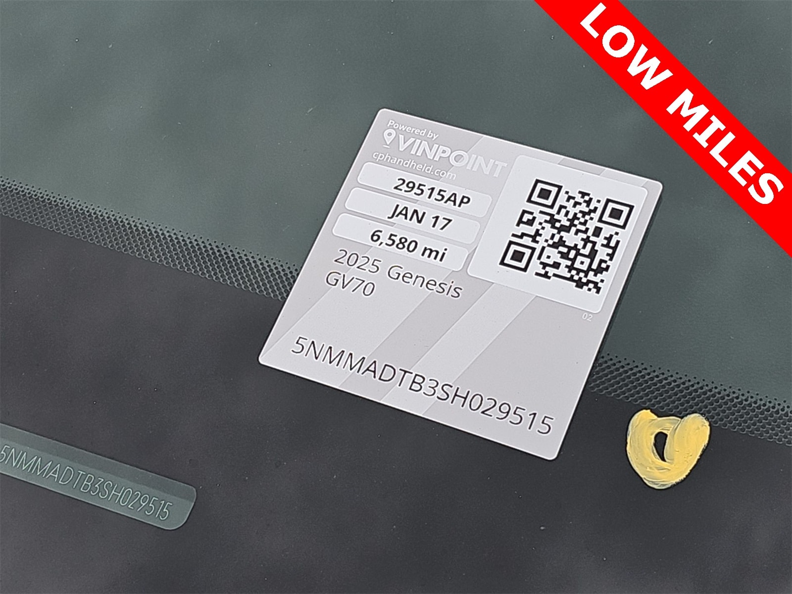 Thumbnail: 2025 Genesis GV70 - 25