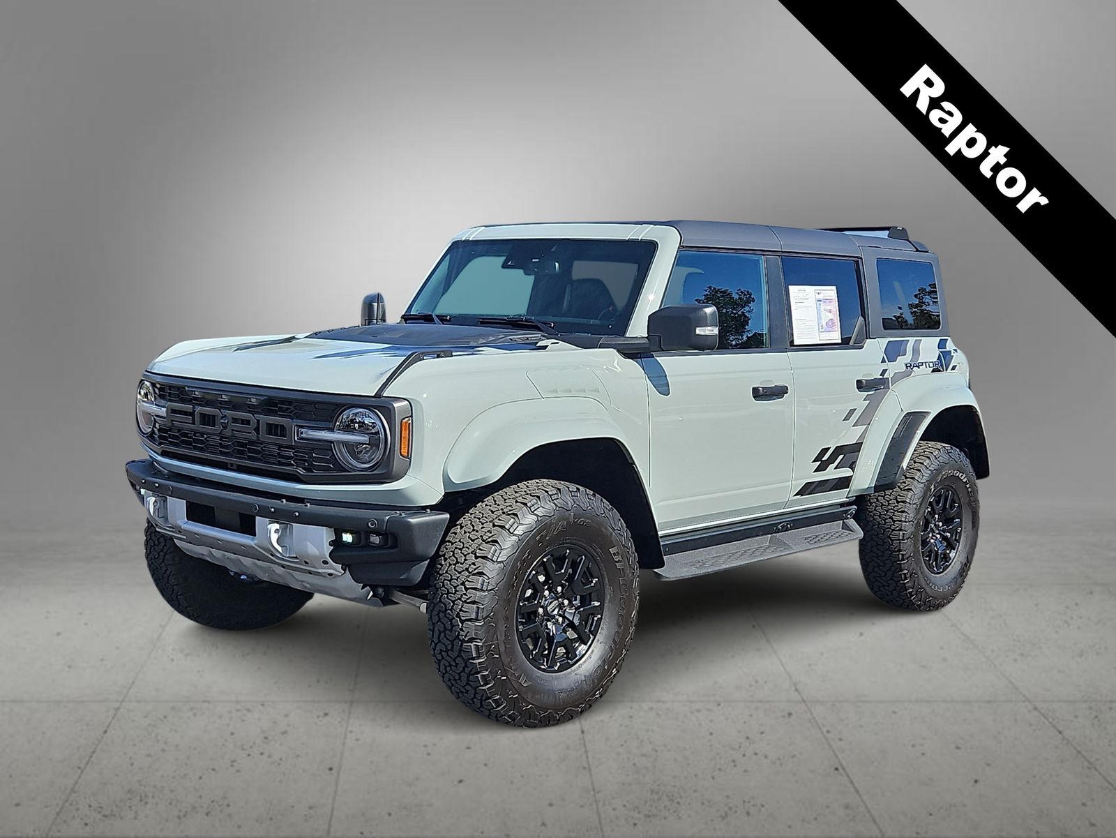 Thumbnail: 2024 Ford Bronco - 4