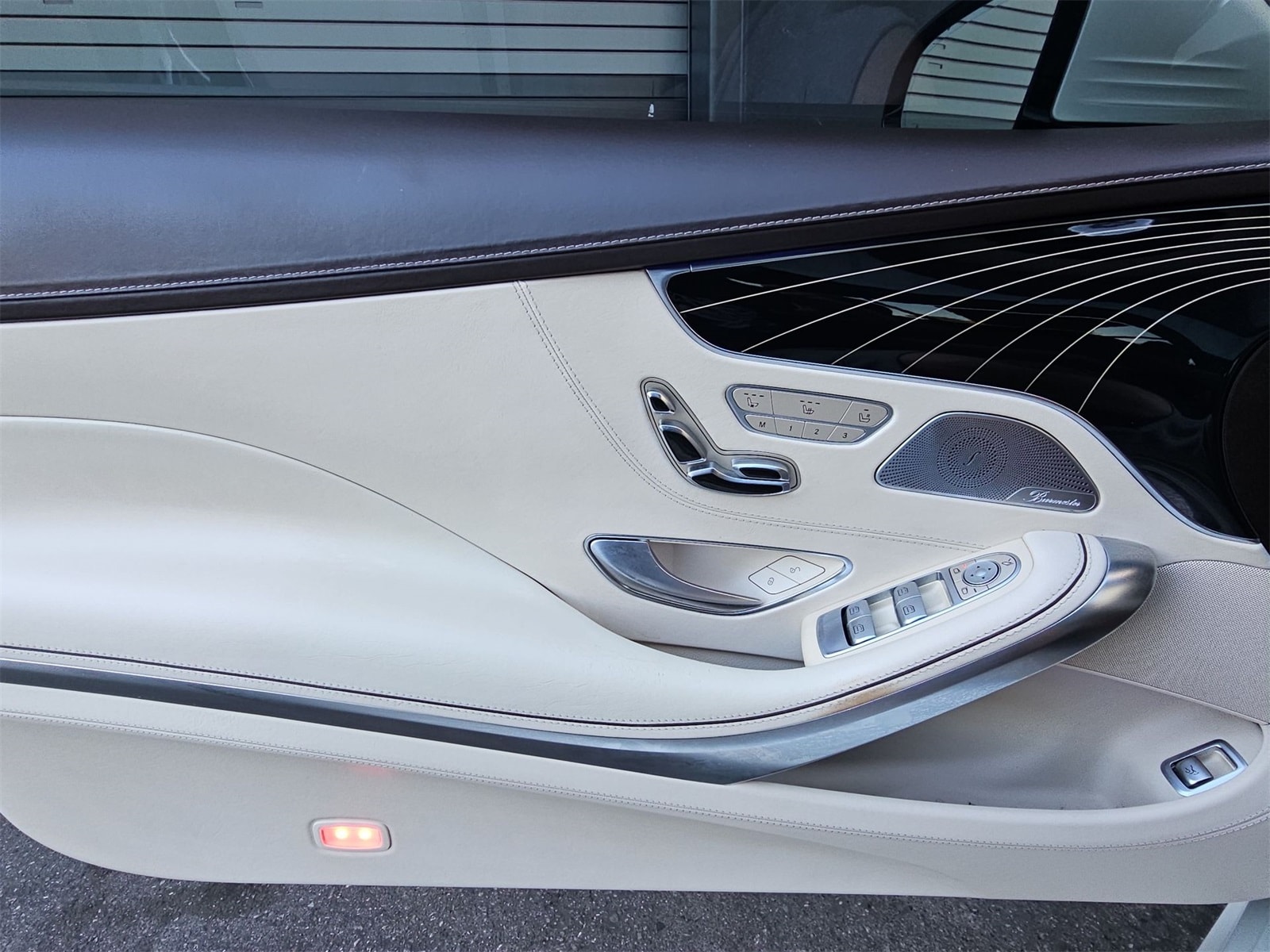 Thumbnail: 2015 Mercedes-Benz S-Class - 27