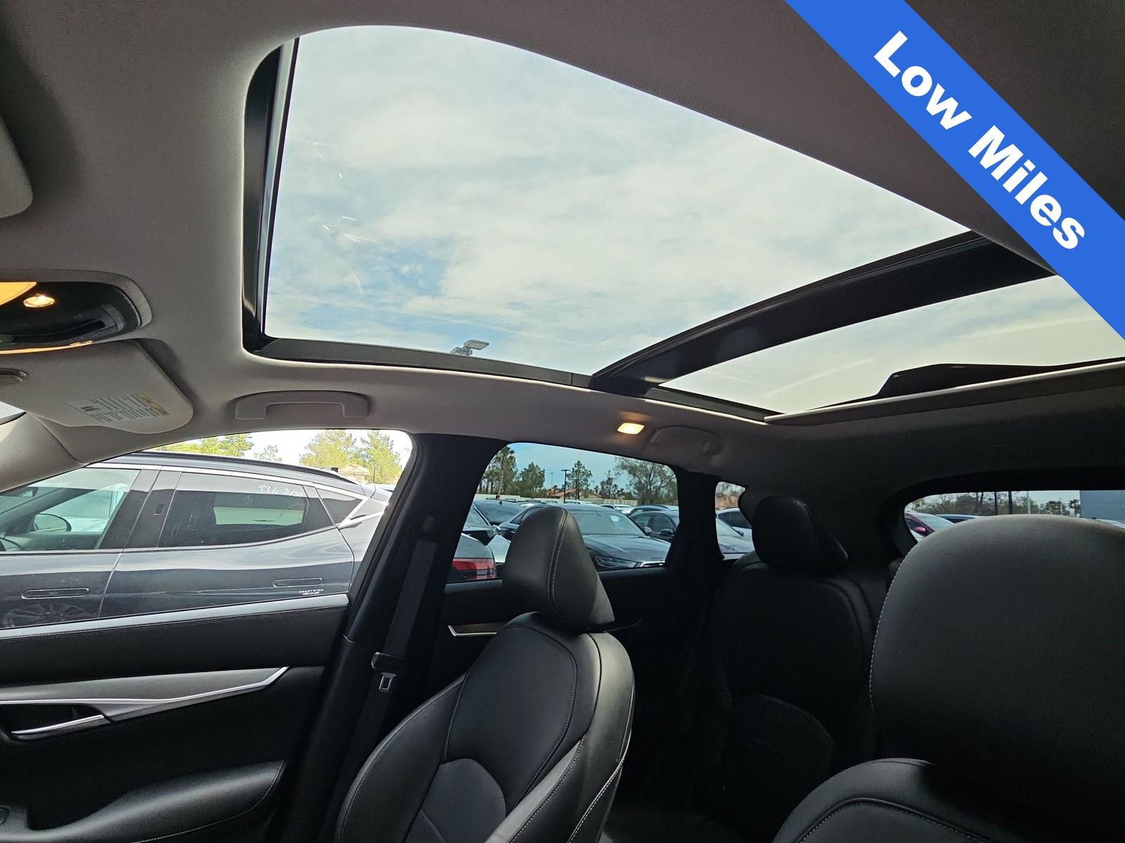 Thumbnail: 2023 INFINITI QX50 - 28