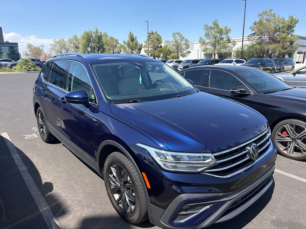 Used 2022 Volkswagen Tiguan 2.0T SE SUV