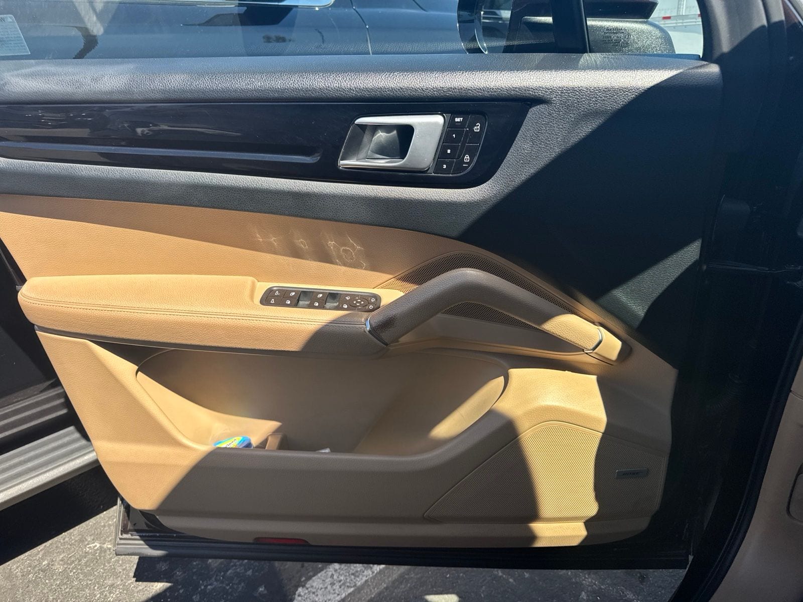 Thumbnail: 2019 Porsche Cayenne - 9