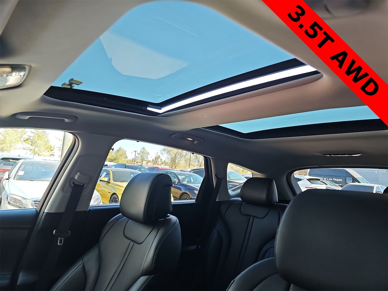 Thumbnail: 2023 Genesis GV80 - 29