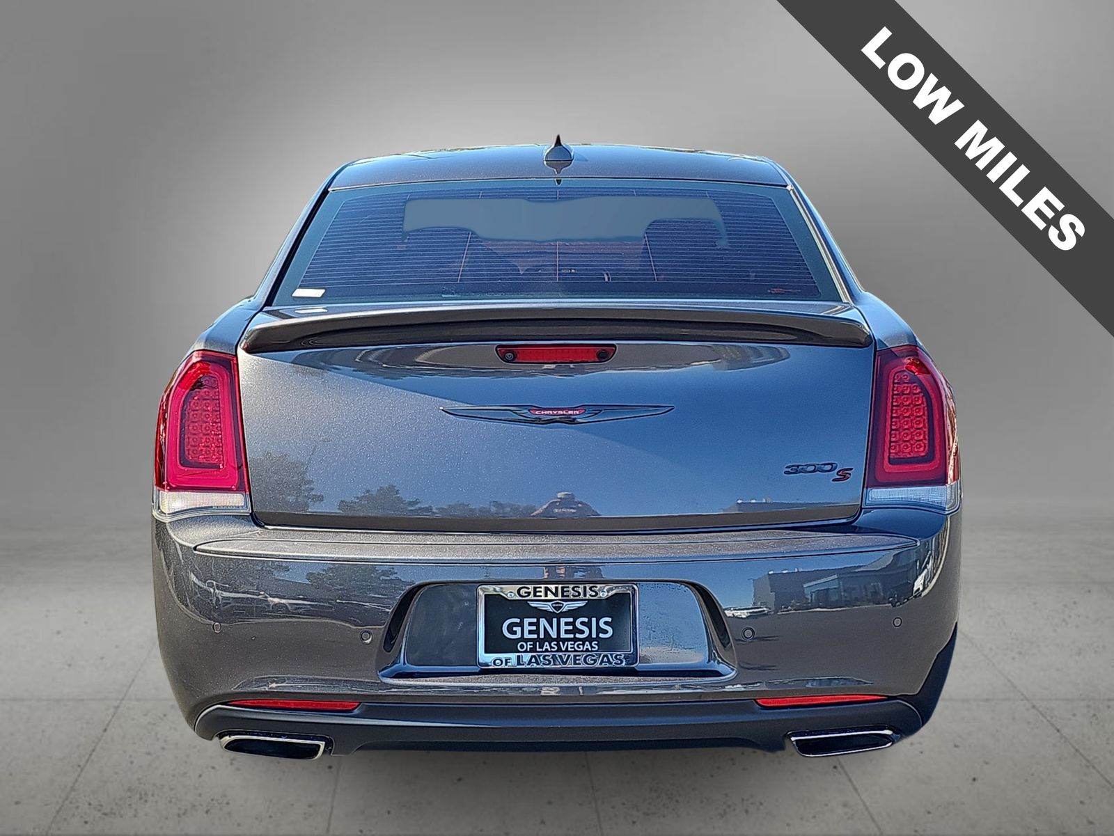 Thumbnail: 2022 Chrysler 300 - 7