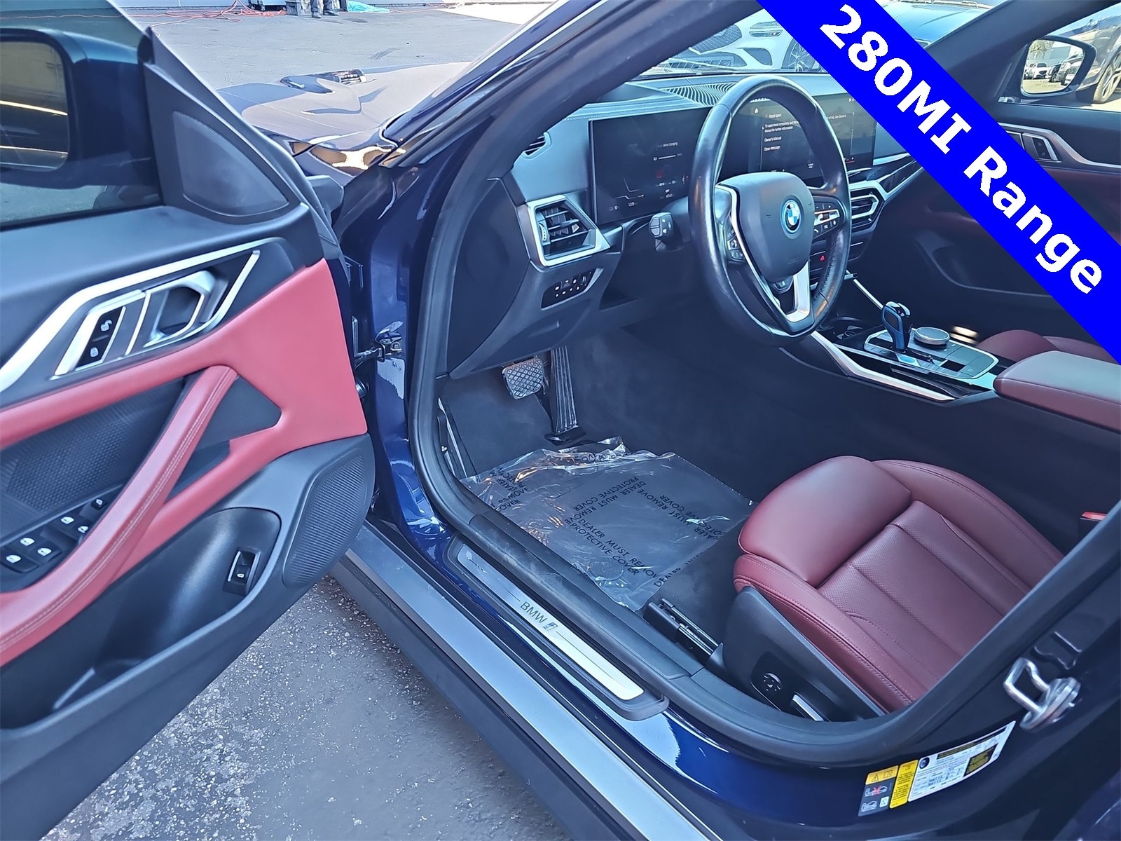 Thumbnail: 2022 BMW i4 - 10