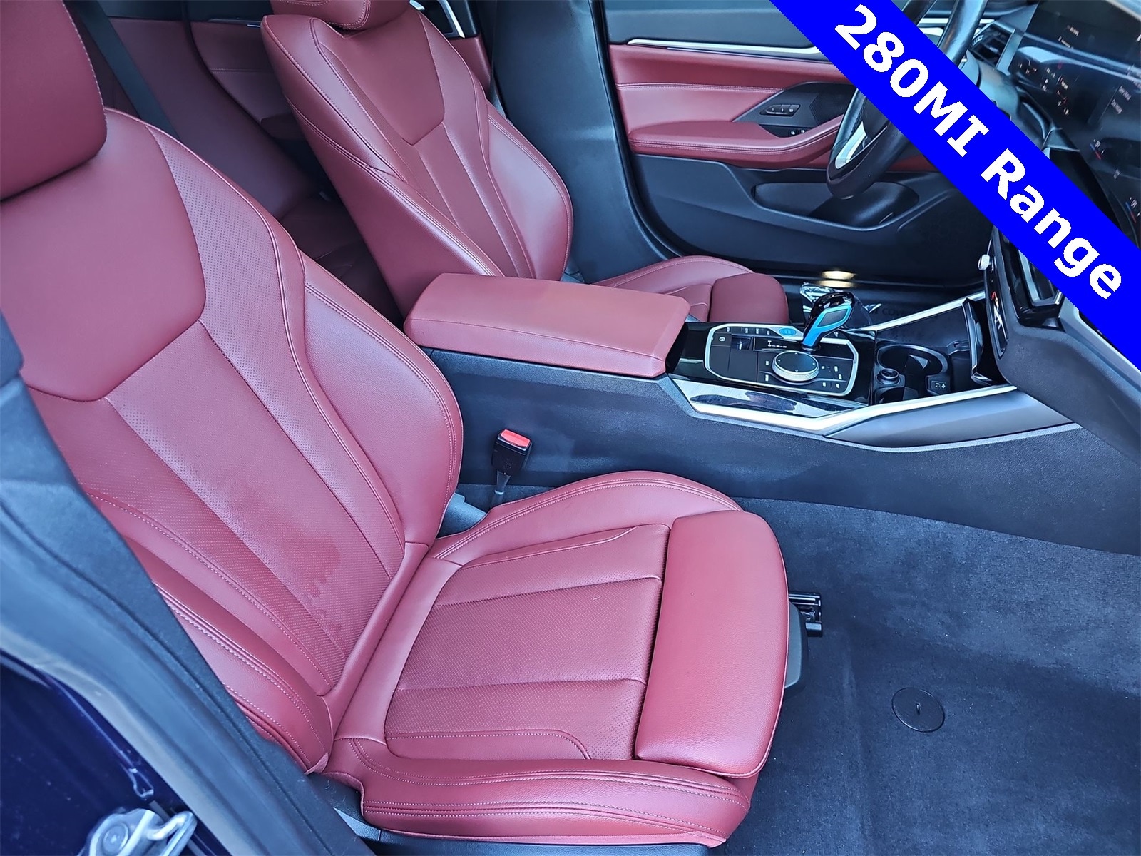 Thumbnail: 2022 BMW i4 - 18