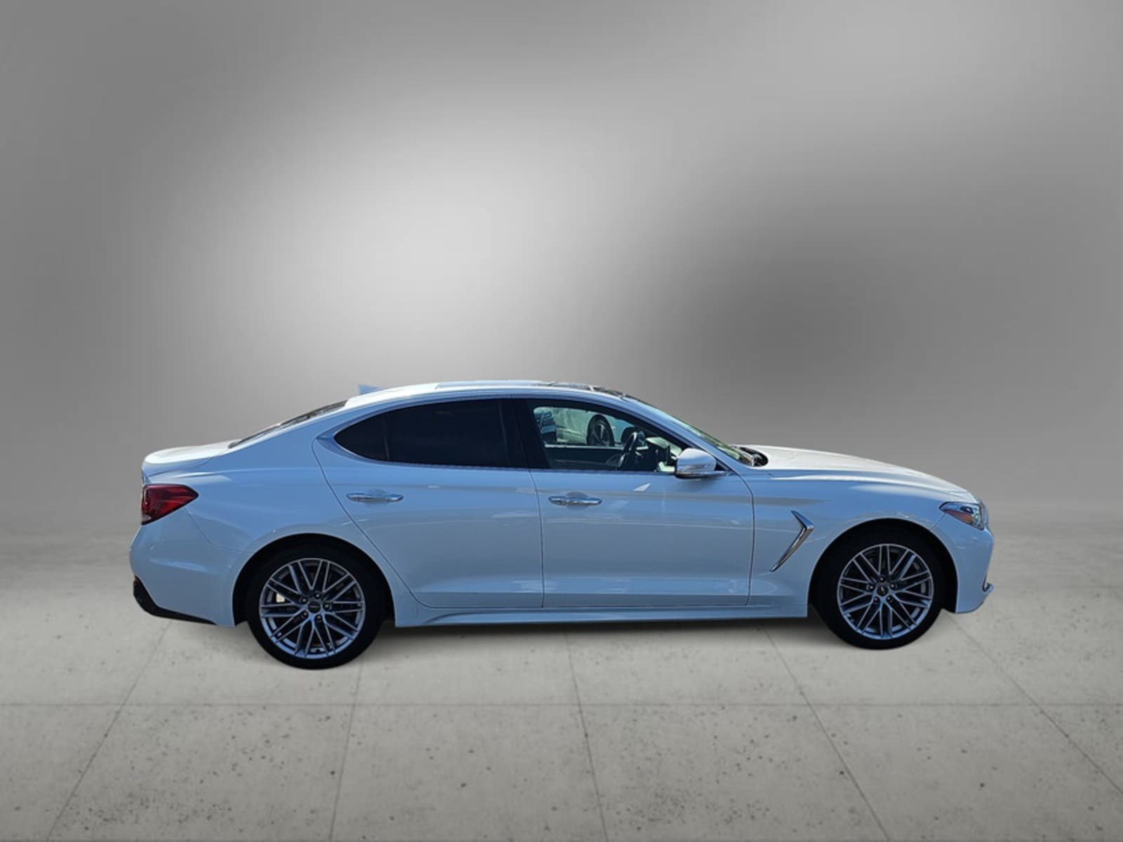 Thumbnail: 2020 Genesis G70 - 10