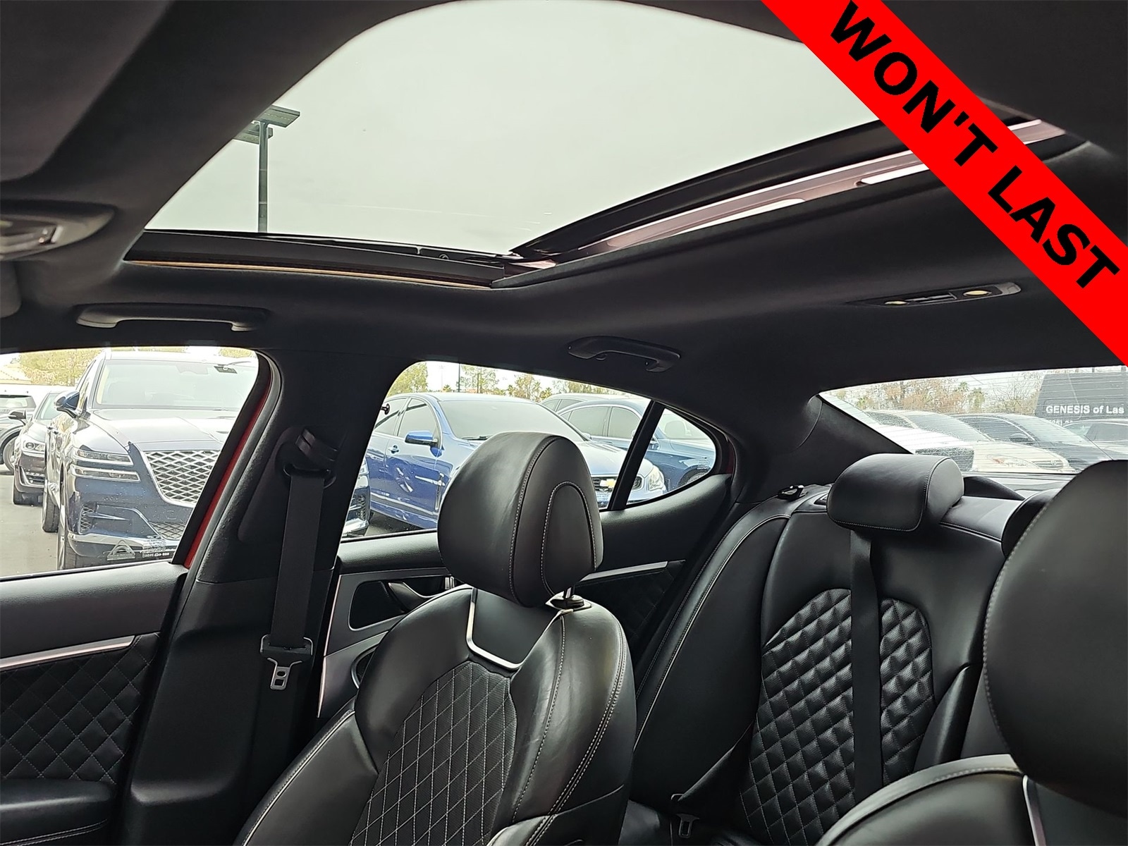 Thumbnail: 2020 Genesis G70 - 29