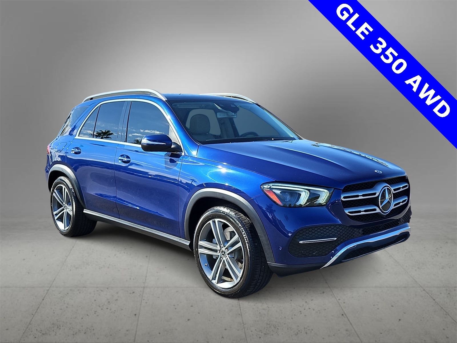 Thumbnail: 2020 Mercedes-Benz GLE - 2