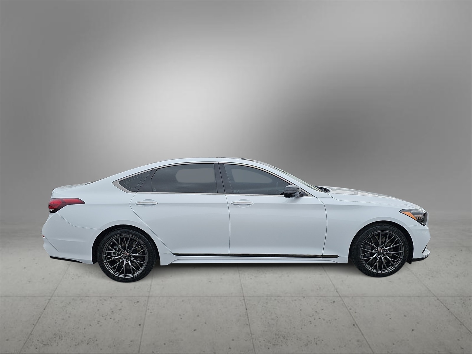 Thumbnail: 2019 Genesis G80 - 9