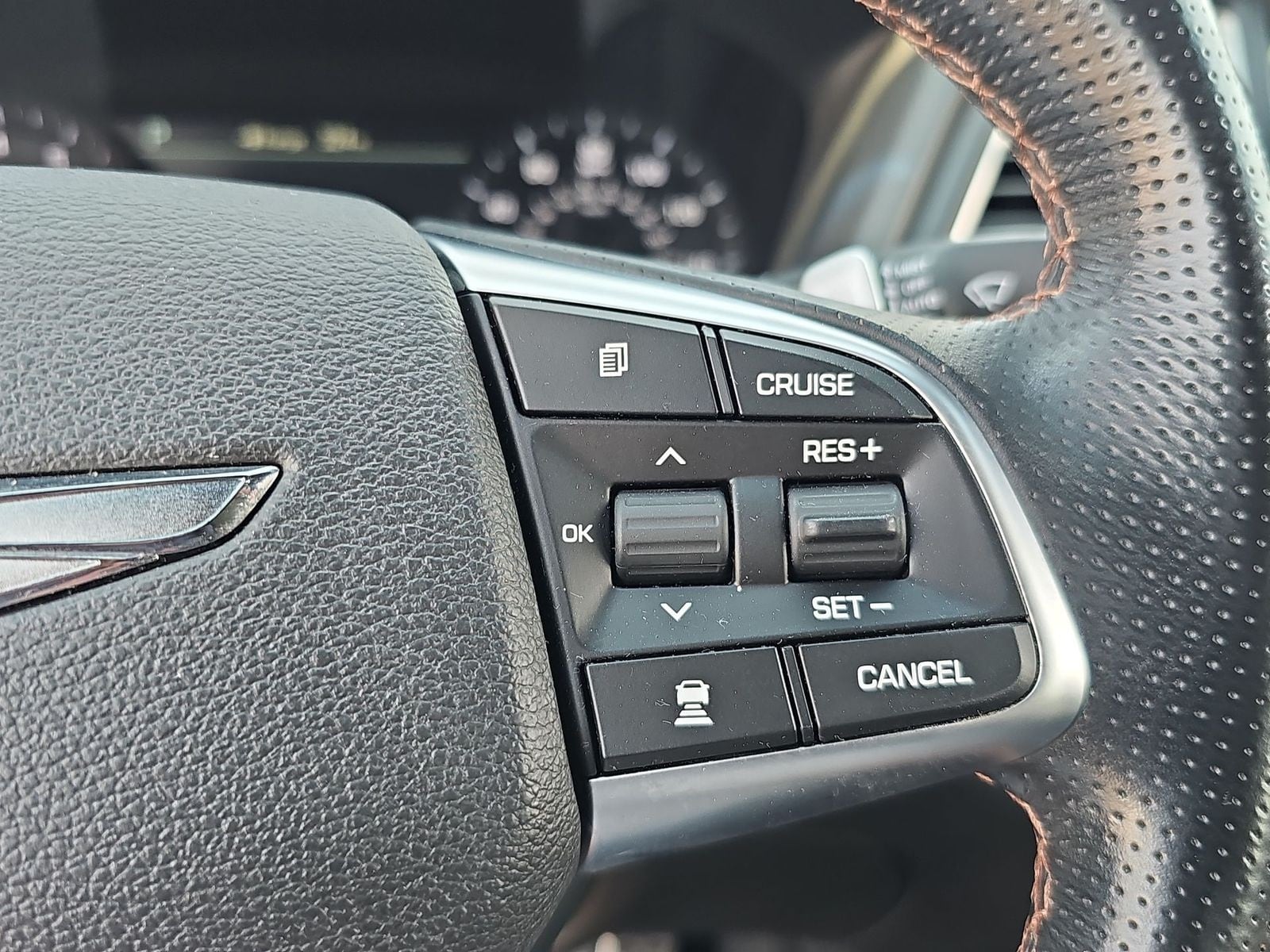 Thumbnail: 2018 Genesis G80 - 28