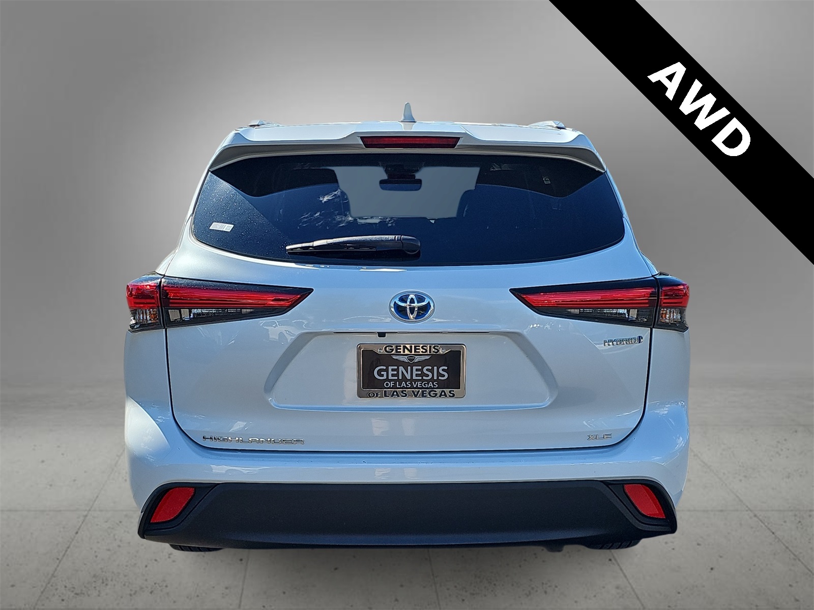 Thumbnail: 2023 Toyota Highlander - 7