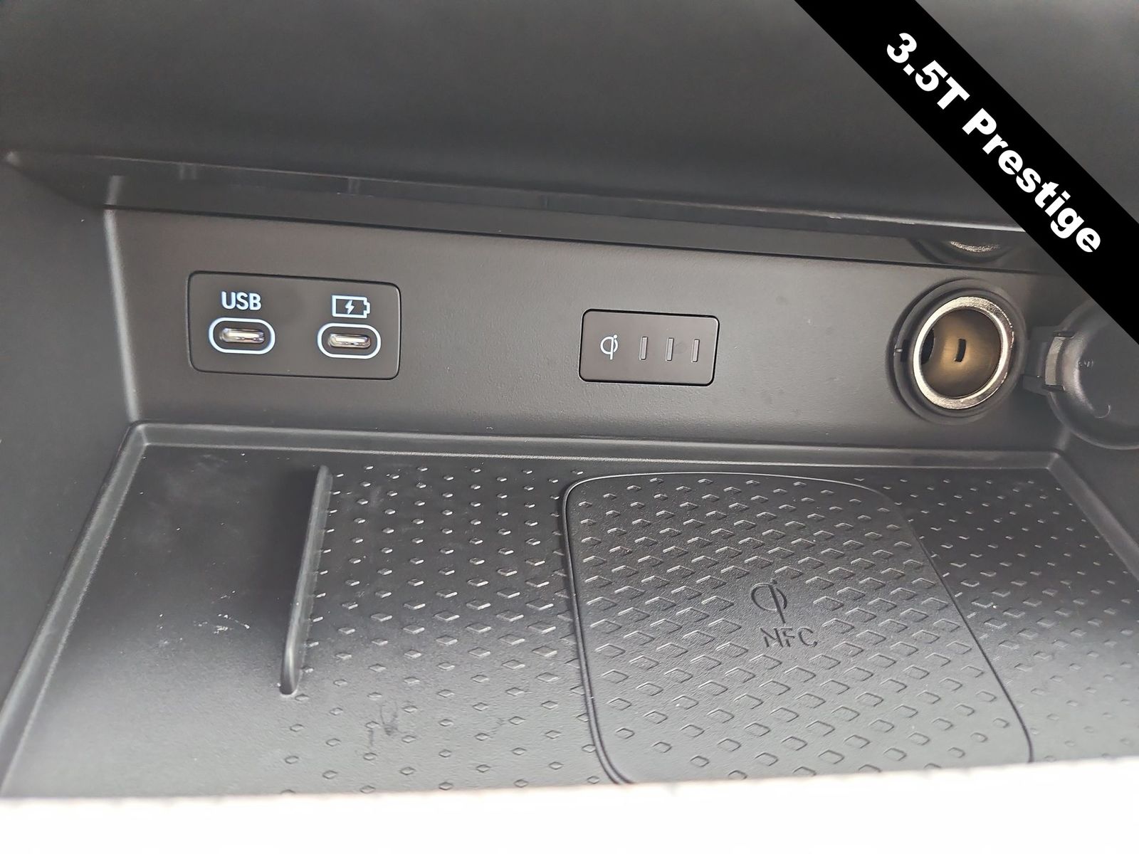 Thumbnail: 2026 Genesis GV80 - 30